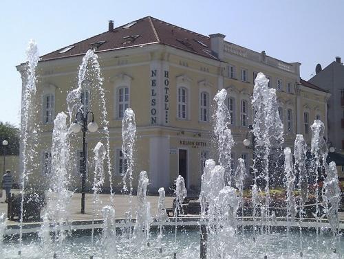 Nelson Hotel Hajduszoboszlo Exterior photo